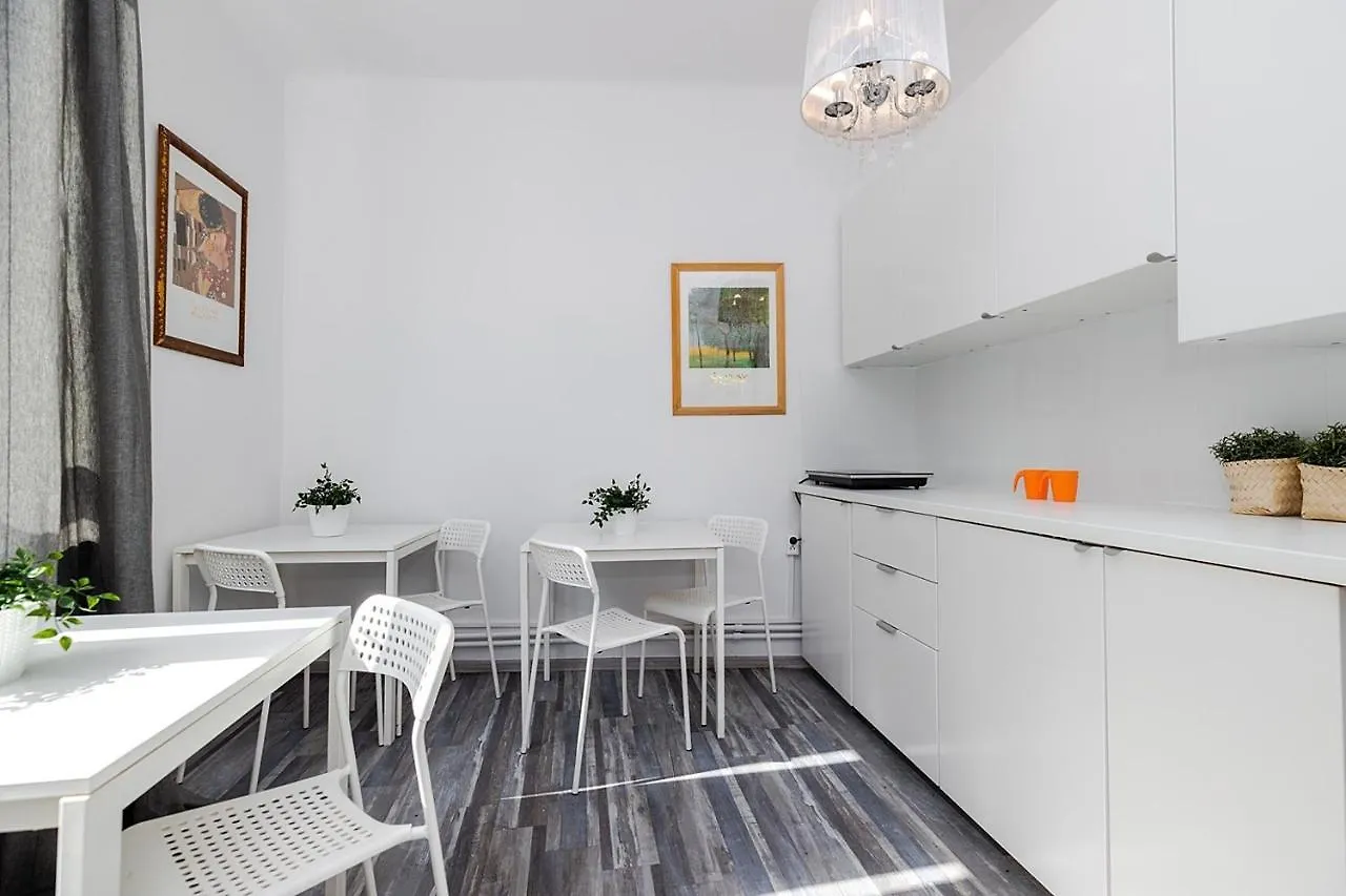 UNIT Warsaw Room Hostel Solec 50 Stadion Narodowy Powisle