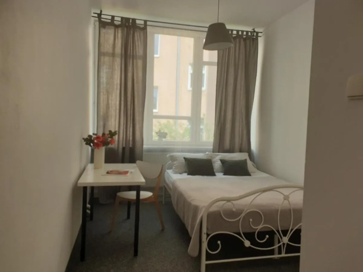 UNIT Warsaw Room Hostel Solec 50 Stadion Narodowy Powisle